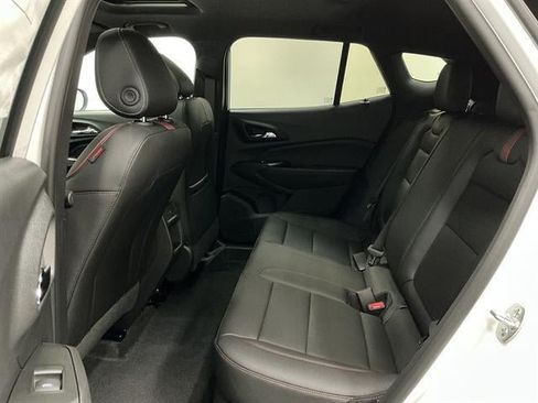 New 2026 Chevrolet Trax RS w/ Sunroof Package FWD image 25