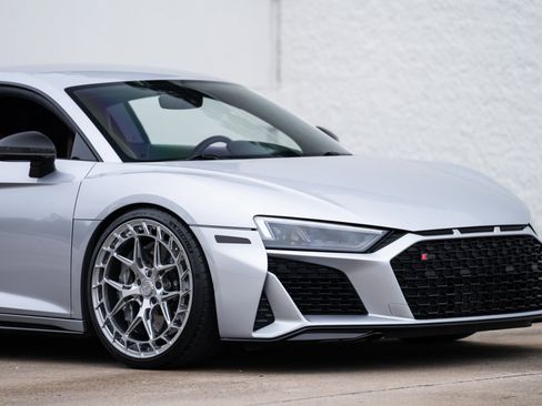 Used 2022 Audi R8 V10 performance image 37
