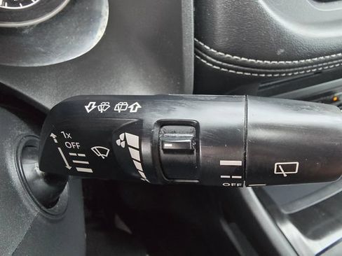 Used 2024 Nissan Rogue S AWD/4WD image 14