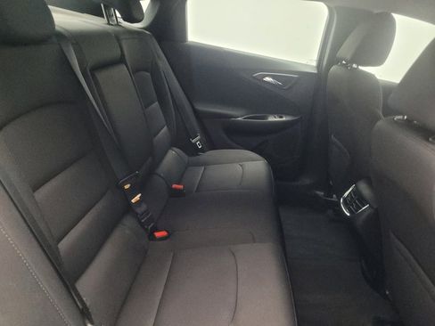 Used 2019 Chevrolet Malibu LT FWD image 19