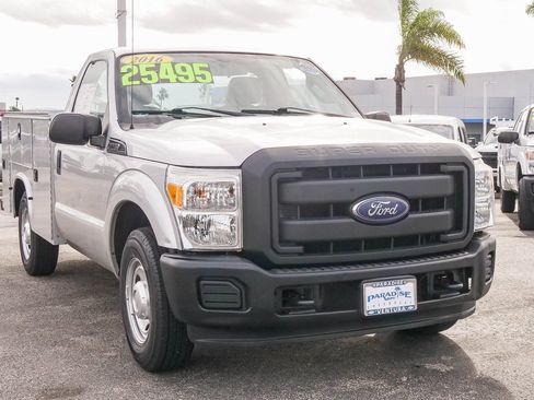 Used 2016 Ford F250 XL image 3