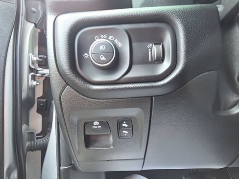 Used 2022 RAM 1500 Big Horn AWD/4WD image 26
