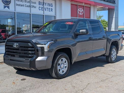 Used 2025 Toyota Tundra SR w/ SR Tow Package AWD/4WD image 3