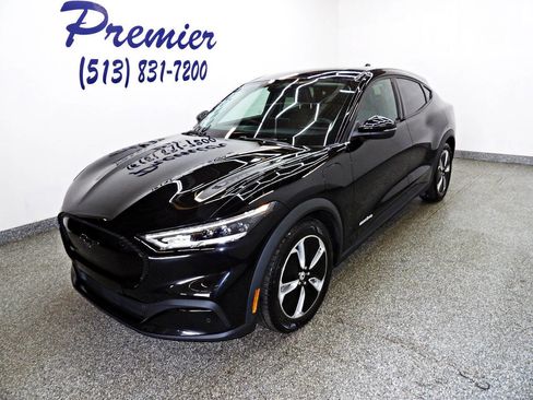 Used 2021 Ford Mustang Mach-E Select w/ Comfort/Appearance Package AWD/4WD image 1