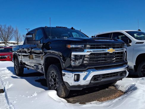 New 2026 Chevrolet Silverado 2500 LT w/ Leather Package image 1