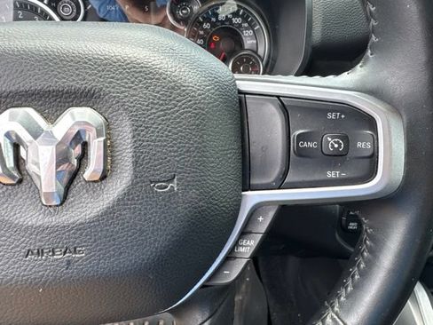 Used 2022 RAM 1500 Big Horn AWD/4WD image 36
