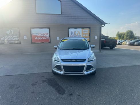 Used 2014 Ford Escape SE image 2