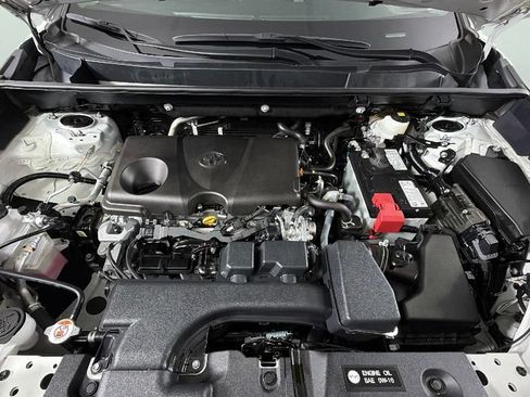 Used 2025 Toyota RAV4 XLE w/ Convenience Package FWD image 36