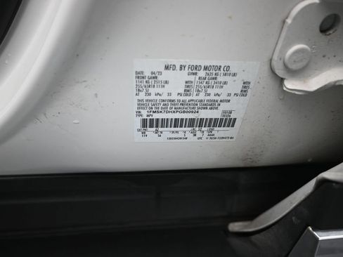 Certified 2023 Ford Explorer XLT w/ Equipment Group 202A RWD image 20