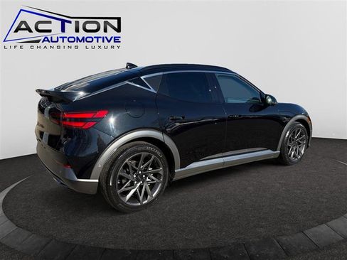 Used 2023 Genesis GV60 Advanced image 8
