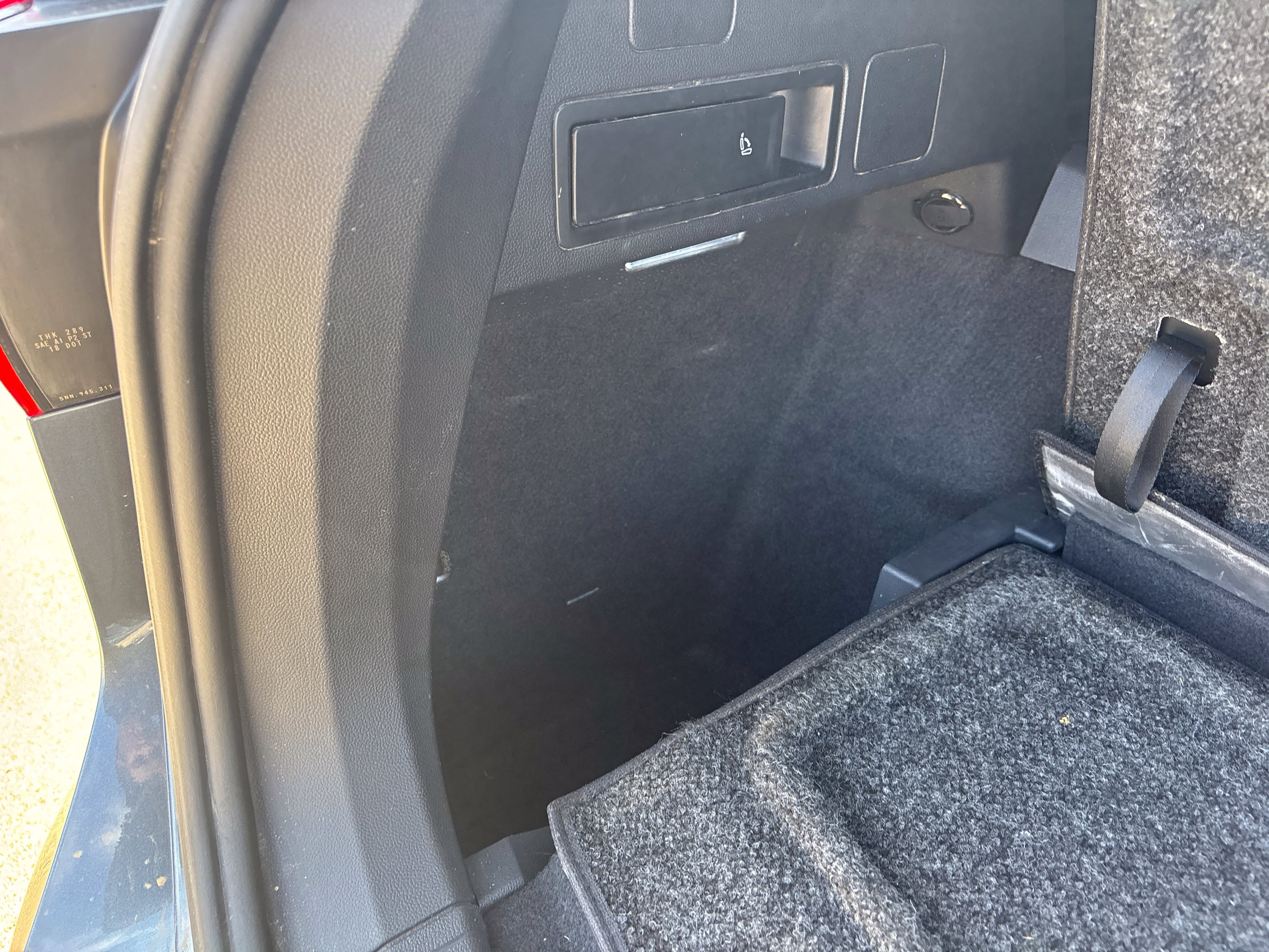 Used 2023 Volkswagen Tiguan SE FWD image 10