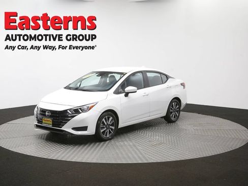 Used 2024 Nissan Versa SV FWD image 54