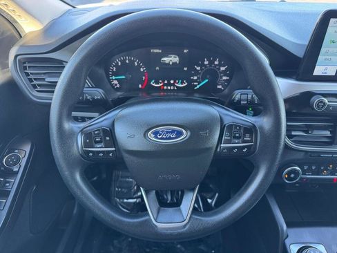 Used 2020 Ford Escape SE image 8