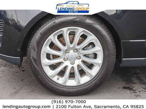 Used 2019 Land Rover Range Rover HSE image 9