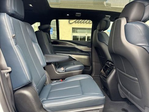 New 2025 Cadillac Escalade IQ Sport 2 image 40