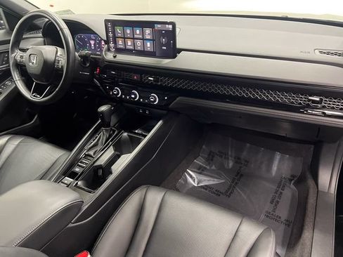 Used 2024 Honda Accord Sport image 12