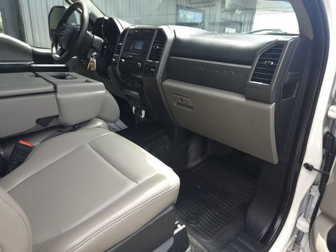 Used 2020 Ford F550 4x4 SuperCab Super Duty image 19
