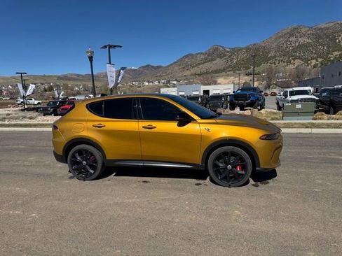 Used 2024 Dodge Hornet R/T Plus image 5