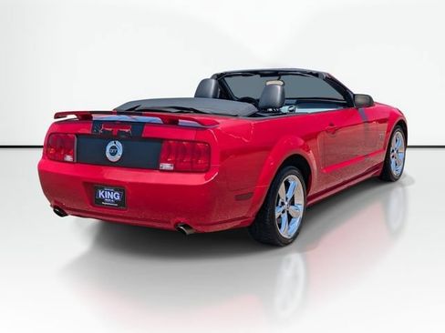 Used 2006 Ford Mustang GT RWD image 5