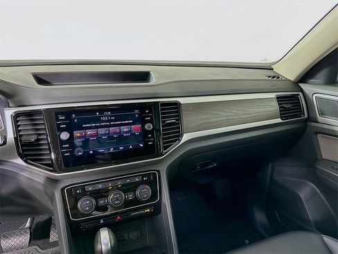 Used 2023 Volkswagen Atlas SE w/ Panoramic Sunroof Package image 20