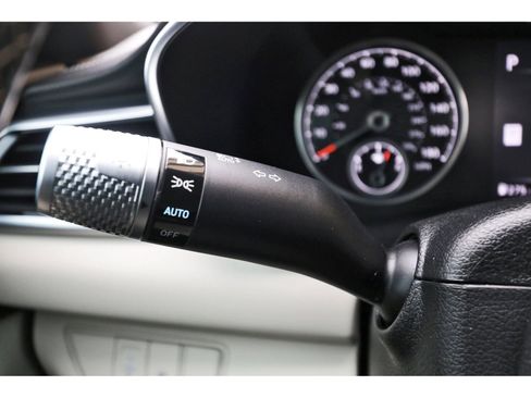Used 2026 Genesis G70 2.5T RWD image 19
