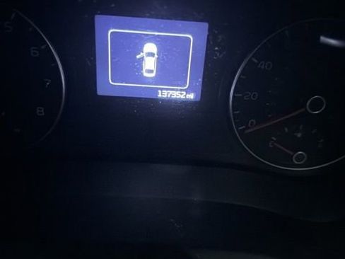 Used 2018 Kia Optima S w/ Panoramic Sunroof Package image 29