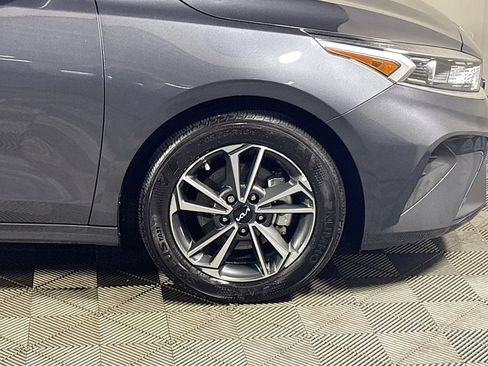 Certified 2022 Kia Forte LXS FWD image 22