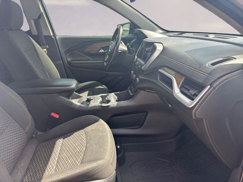 Used 2021 GMC Terrain SLE w/ Driver Convenience Package FWD image 15