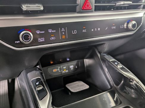 New 2026 Kia Sorento X-Line EX AWD/4WD image 19
