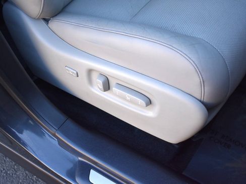 Used 2011 Lexus RX 450h AWD w/ Premium Pkg image 34