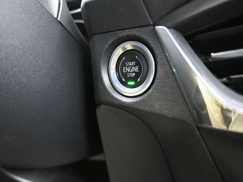 Used 2025 Buick Encore GX Preferred AWD/4WD image 18