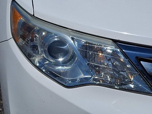 Used 2012 Toyota Camry LE FWD image 9