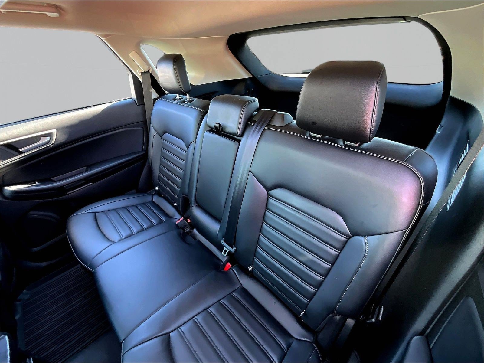 Used 2023 Ford Edge SEL w/ Convenience Package AWD/4WD image 22
