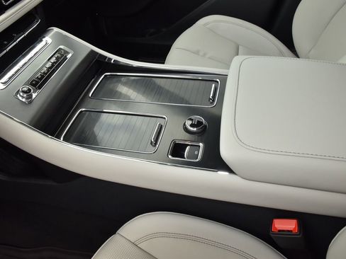 New 2026 Lincoln Aviator AWD image 31