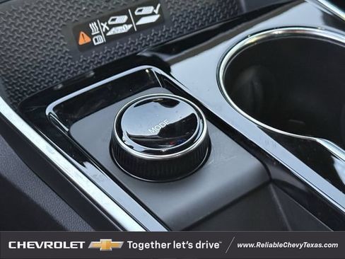 Used 2026 Chevrolet Equinox ACTIV w/ Convenience Package III AWD/4WD image 19