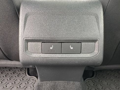 Used 2020 Volkswagen Jetta R-Line w/ R-Line Cold Weather Package FWD image 16