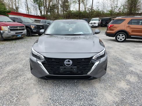 Used 2024 Nissan Sentra SV image 8