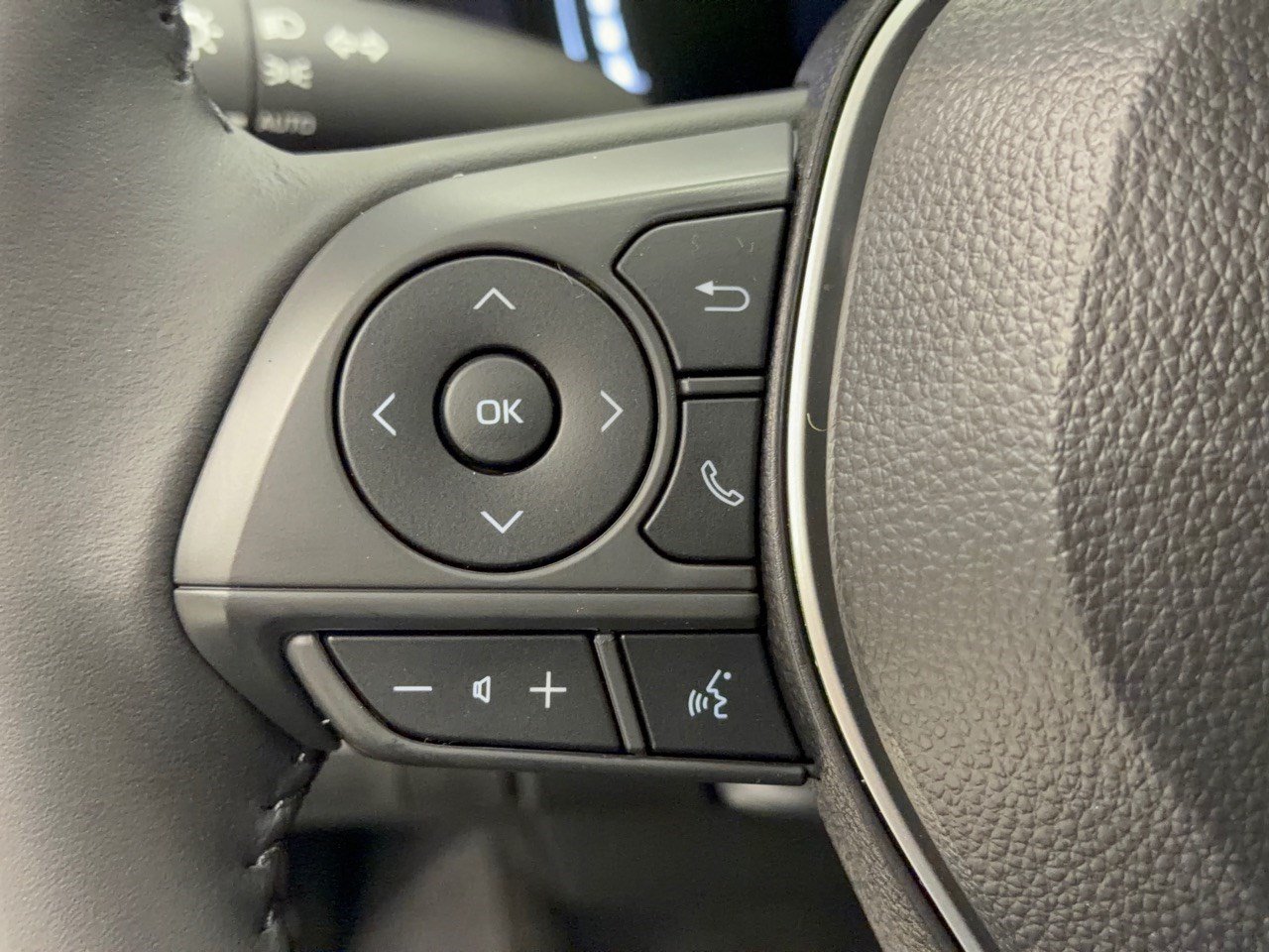 New 2027 Toyota Corolla SE FWD image 18