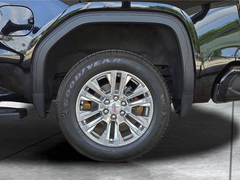 Used 2021 GMC Sierra 1500 Denali w/ Technology Package AWD/4WD image 32