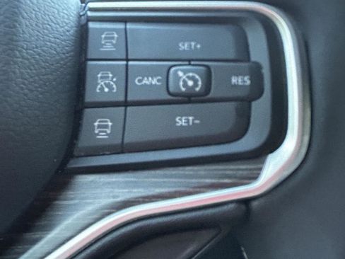 New 2023 Jeep Wagoneer Series III w/ Premium Group I image 29