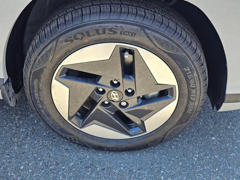 Certified 2024 Hyundai Kona SEL FWD image 7