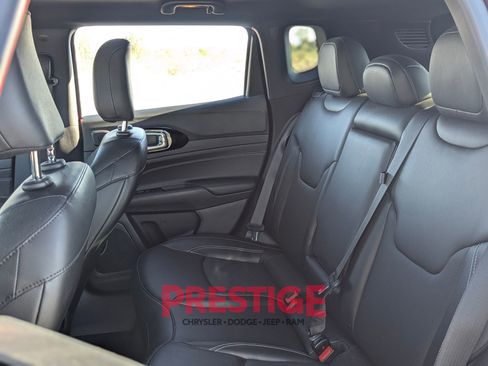 Used 2022 Jeep Compass High Altitude AWD/4WD image 35