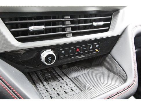 Used 2025 Ford Explorer ST image 24