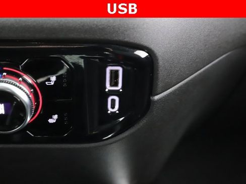 Used 2025 GMC Sierra 1500 Elevation w/ Elevation Premium Package image 27