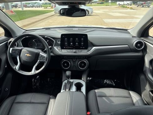 Used 2023 Chevrolet Blazer LT w/ Midnight/Sport Edition FWD image 26