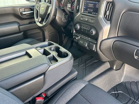 New 2026 Chevrolet Silverado 2500 Custom w/ Custom Convenience Package image 20