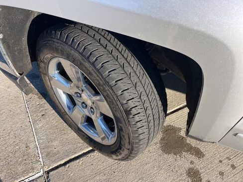 Used 2018 Chevrolet Silverado 1500 LT w/ Texas Edition image 29