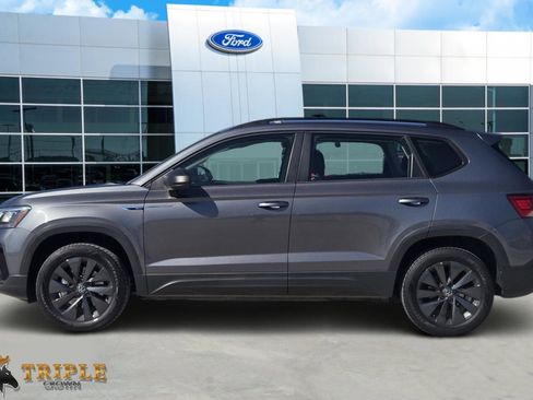 Used 2024 Volkswagen Taos S image 3