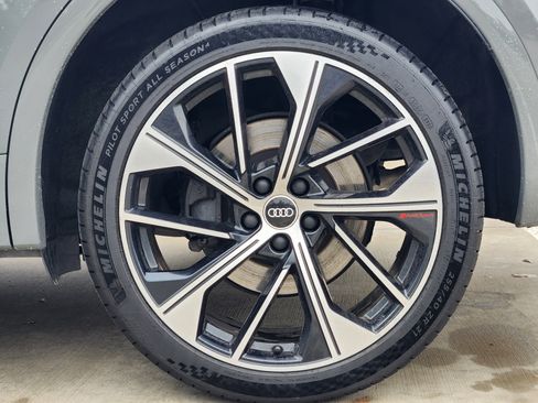 Used 2022 Audi SQ5 Premium Plus w/ Premium Plus Package image 11