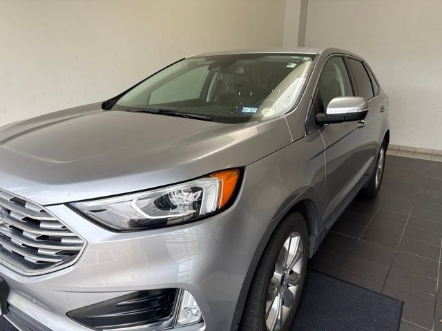 Used 2021 Ford Edge Titanium w/ Cargo Accessory Package AWD/4WD image 3
